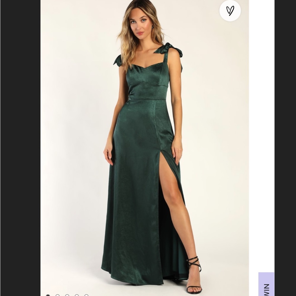 Lulus Effortless Sophistication Emerald Satin &
Tie-Strap Maxi Dress worn once!